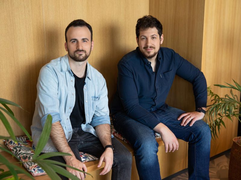 1116480_0_0_1200_800_0_x-large