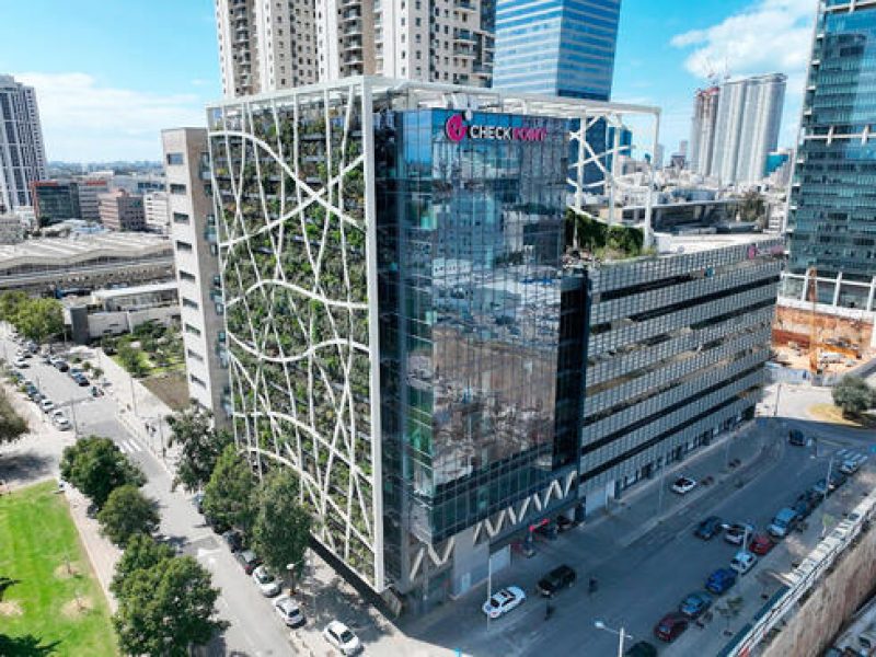 YL73B6JHL_0_0_490_367_0_x-large